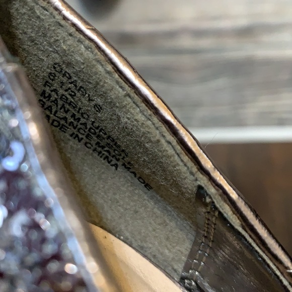 Size 6.5 silver glitter 5” heels with 1” platforms - Picture 5 of 5